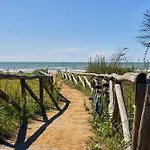 Beautiful Flat 250m From The For 8 Guests Bibione