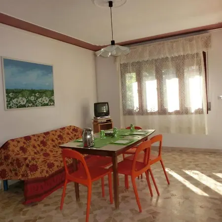 Beautiful Flat 250m From The For 8 Guests * Bibione
