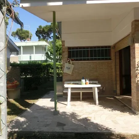 Beautiful Flat 250m From The For 8 Guests *