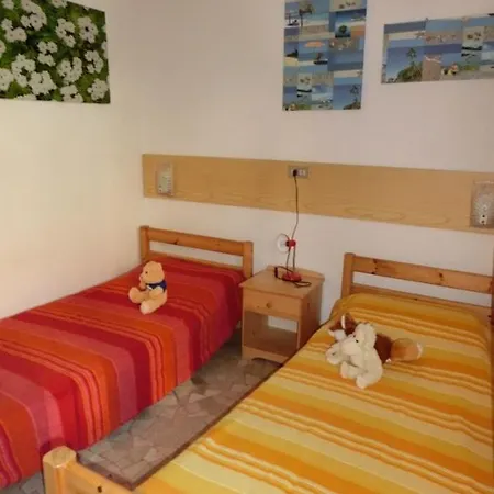 Beautiful Flat 250m From The For 8 Guests Apartment