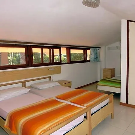 Beautiful Flat 250m From The For 8 Guests Apartment