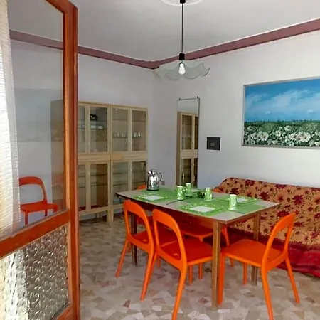 Beautiful Flat 250m From The For 8 Guests Apartment *
