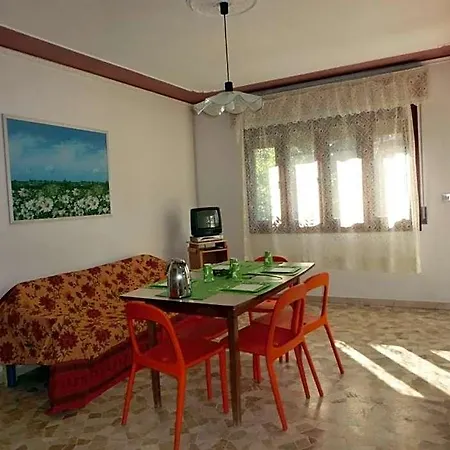 Beautiful Flat 250m From The For 8 Guests *