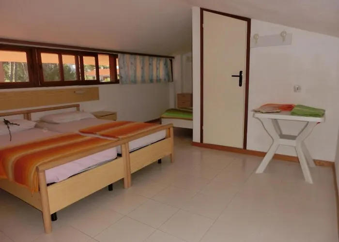 Beautiful Flat 250m From The For 8 Guests Apartmán